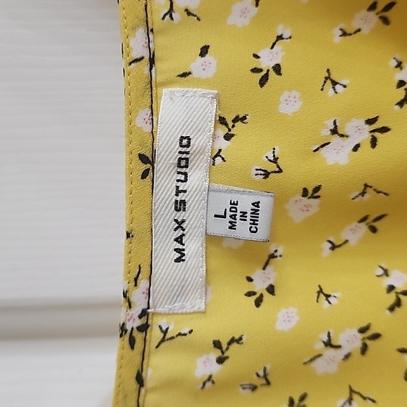 Max studio sz L spring top - Picture 2 of 4